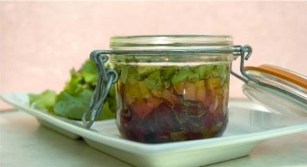 Verrine_de_betteraves_avocats_et_mangue