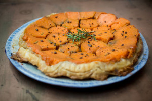 La Tatin de patates douces d’Hippolyte Courty En savoir plus sur http://www.lemonde.fr/m-gastronomie/article/2016/01/22/la-tatin-de-patates-douces-d-hippolyte-courty