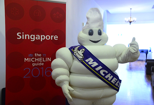 You are currently viewing Guide Michelin 2021 : les restaurants seront évalués quand ils seront prêts