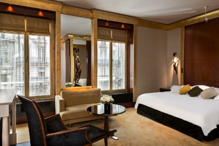 You are currently viewing Le Park Hyatt Paris Vendôme s’offre une nouvelle jeunesse