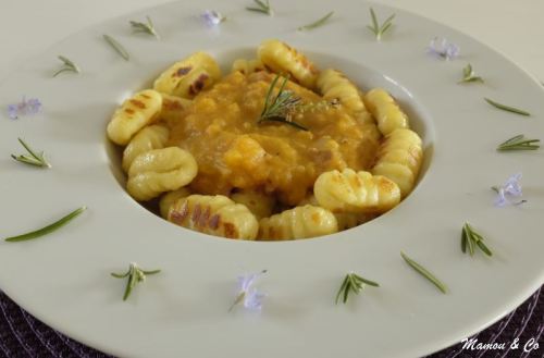 Lire la suite à propos de l’article Velouté de potiron, huile de noix, gnocchi de ricotta et vanille