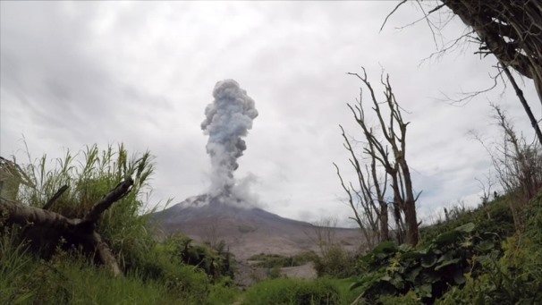 You are currently viewing Bali : les TO suspendus à l’éruption du volcan Agung