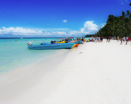 You are currently viewing Philippines : l’île de Boracay fermée aux touristes pour six mois