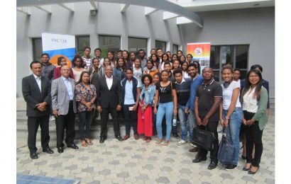 You are currently viewing Rencontre de Mr le Ministre du tourisme avec les étudiants de l’ISCAM