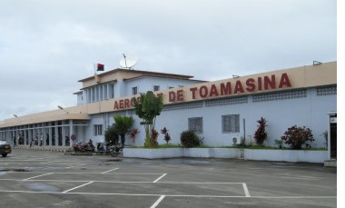 Lire la suite à propos de l’article Aéroport international Toamasina : Renforcement de la préparation aux cyclones