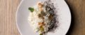 Salade en chaud-froid de choux-fleurs et praliné de cacahuète à la fleur de sel