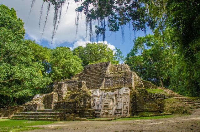 You are currently viewing 25 monuments menacés par le réchauffement climatique ou le tourisme