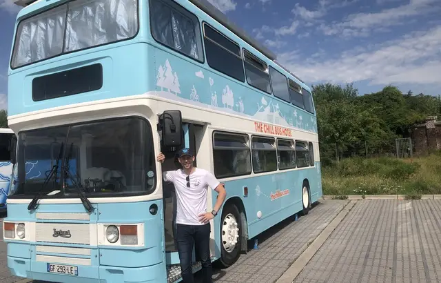 You are currently viewing Lille : Le premier bus-hôtel itinérant a été créé par un Nordiste